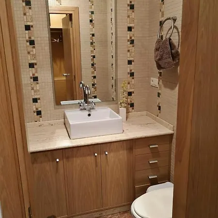 Atico Anllons Apartman *