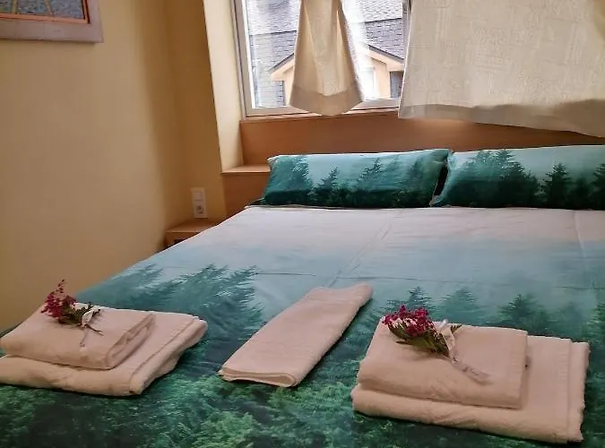 Atico Anllons * Carballo