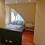 Atico Anllons * Carballo